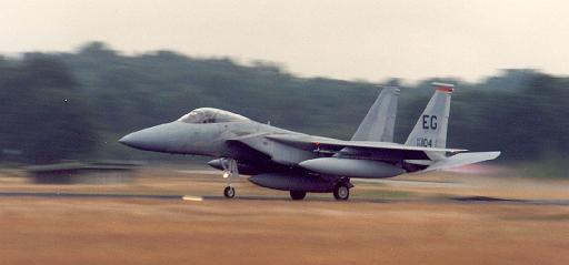 1992-07 F15  start.jpg